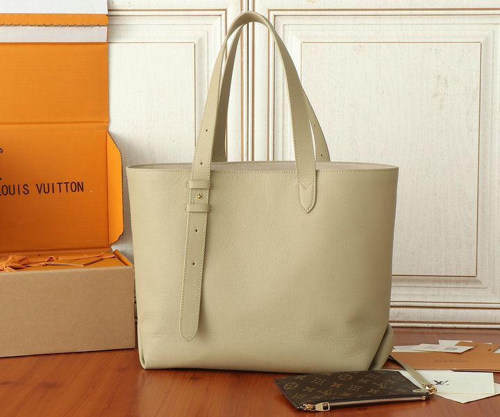 Bolsa Louis Vuitton Low Key Cabas MM