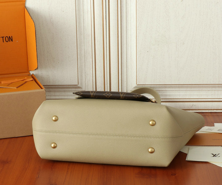 Bolsa Louis Vuitton Low Key Cabas MM