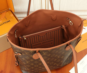 Bolsa Louis Vuitton Neverfull Inside Out MM Reversível