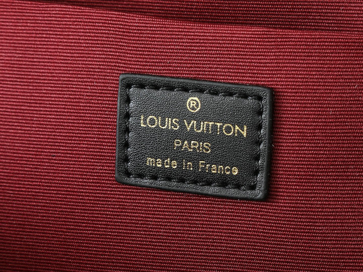 Bolsa Louis Vuitton Voltaire