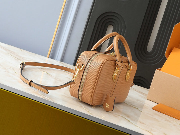 Bolsa Louis Vuitton Voltaire