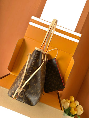 Bolsa Louis Vuitton Neverfull  MM